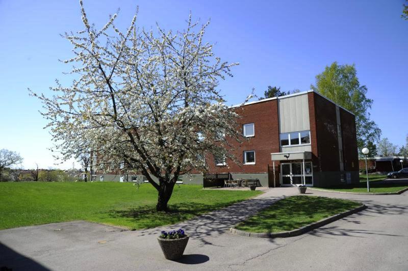 Logi Tuppen, Vandrarhem - Oskarshamns Folkhoegskola Luaran gambar
